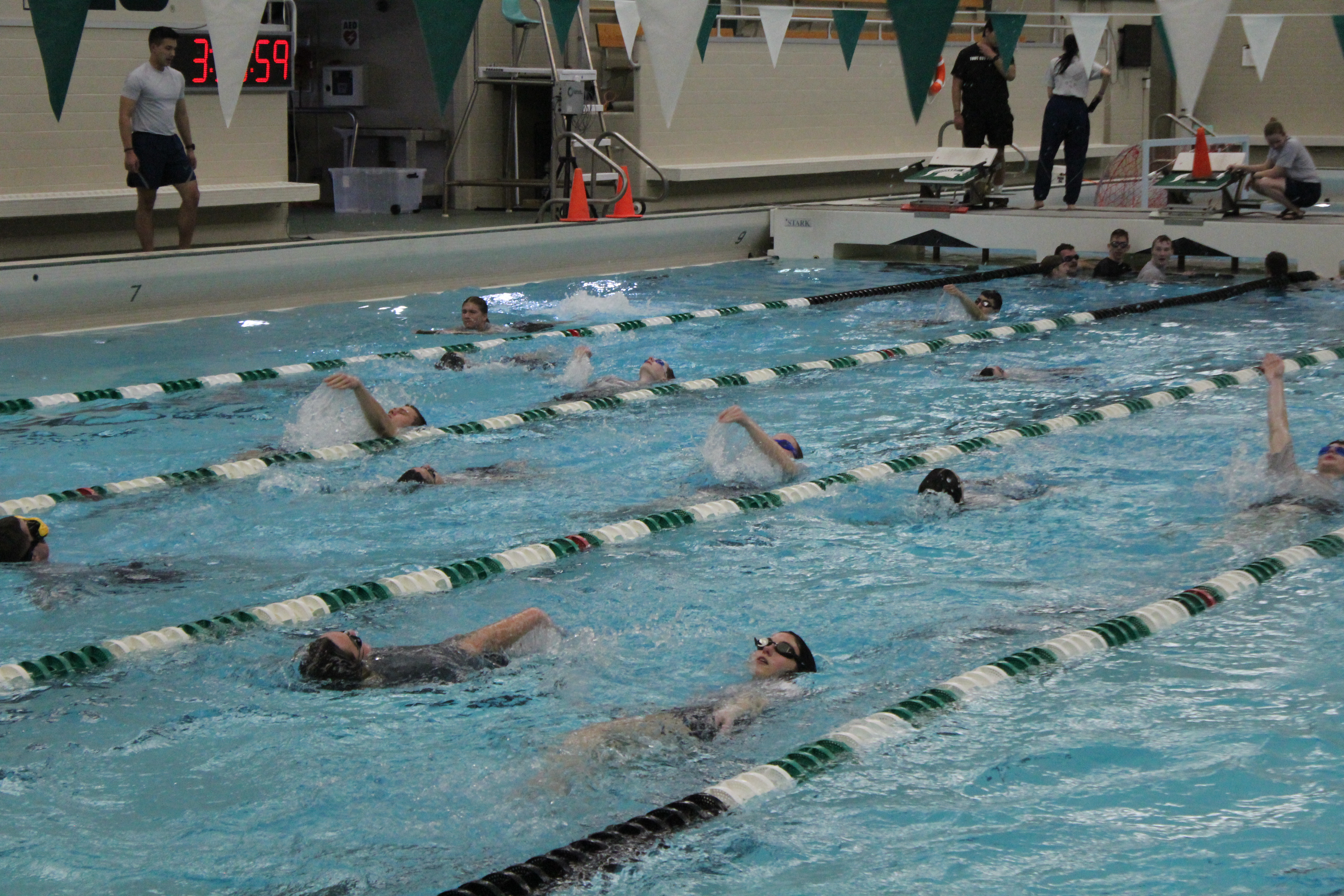 SwimgLLAB.JPG
